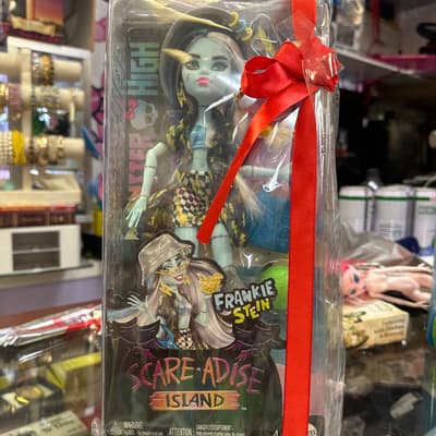 Monster High Frankie Stein Scare-Adise Island Doll