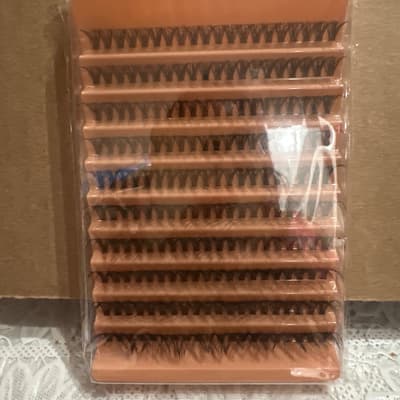 Cluster Lash Extension Tray, Multi-Row Individual Lashes