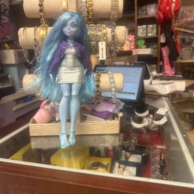 Monster High Abbey Bominable Doll Blue Hair